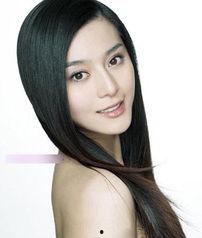 假冒女明星,伪装背后的真相