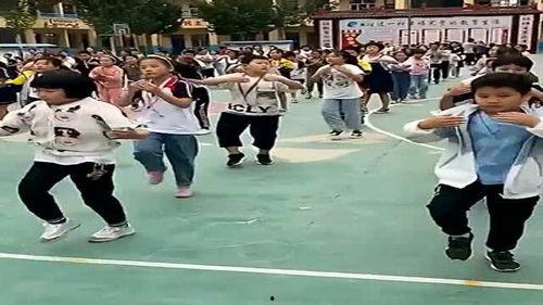 网红舞蹈大全集动作,跟随潮流，舞动青春风采