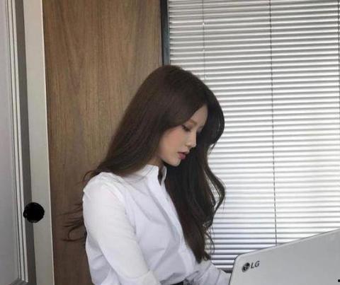 每日大赛女老师,风采展示与教学智慧