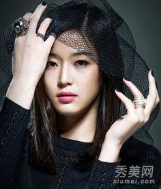 韩国女明星全智贤剧照,剧照诠释女神风采