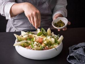 小沃吃瓜,揭秘娱乐圈那些不为人知的幕后故事