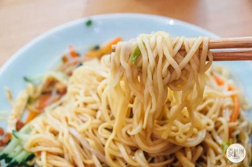 网红江小兰酱拌面